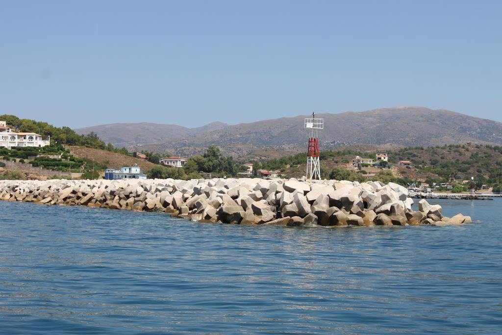 Porto Limnia Apartment Volissos ภายนอก รูปภาพ